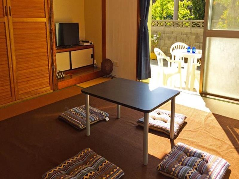 Guesthouse Seagull Village Motobu Exterior photo