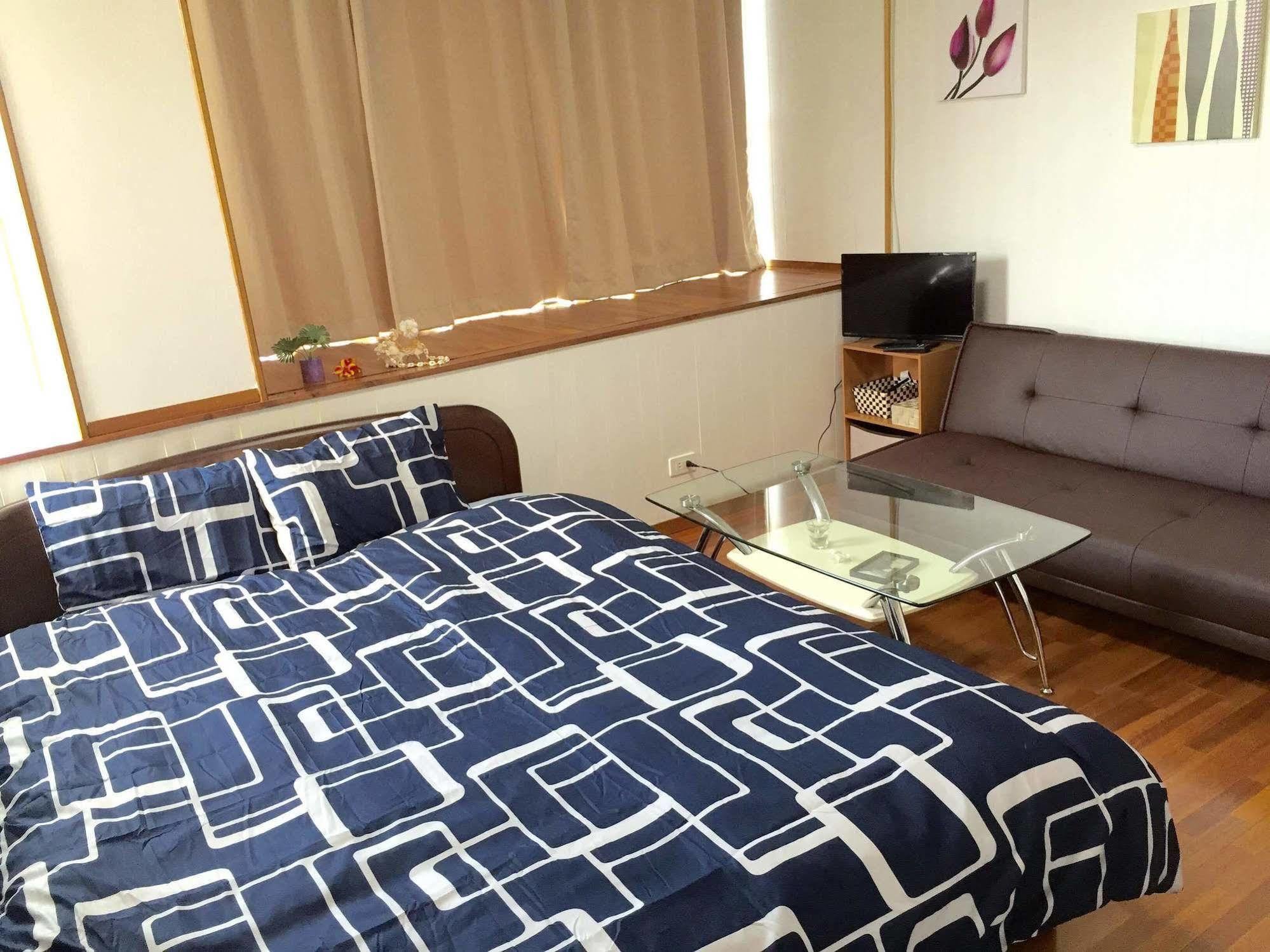 Guesthouse Seagull Village Motobu Exterior photo