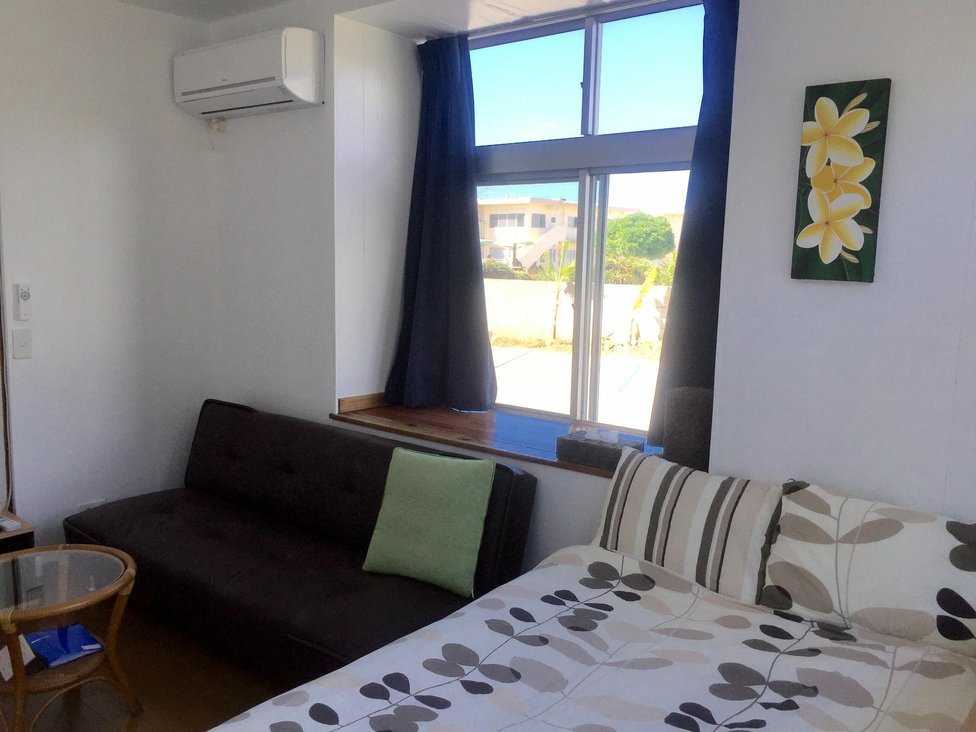 Guesthouse Seagull Village Motobu Exterior photo